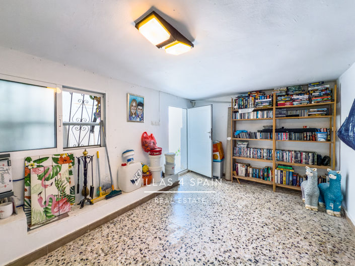 Image No.61-4 Bed Villa for sale