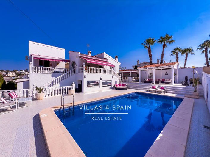 Image No.69-4 Bed Villa for sale