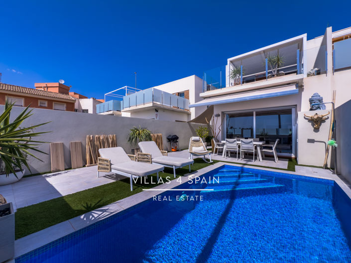 Image No.1-3 Bed Villa for sale