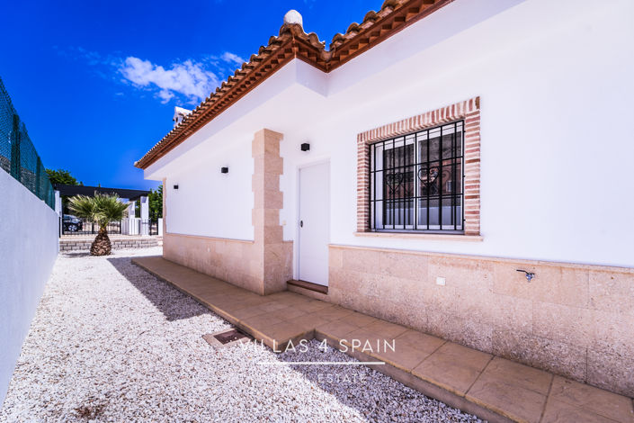 Image No.24-3 Bed Villa for sale