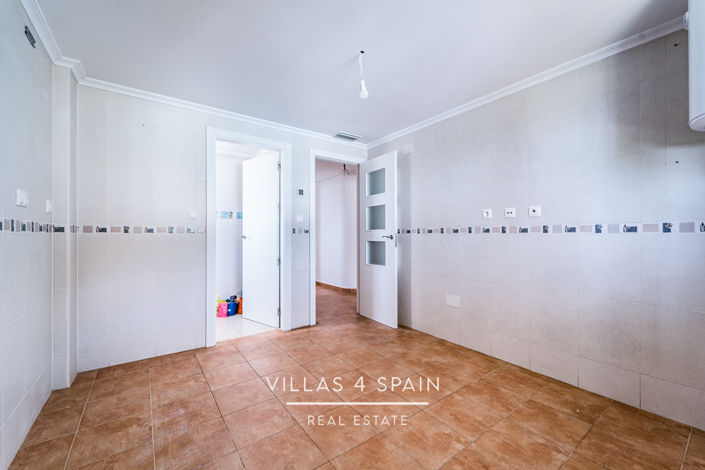 Image No.36-3 Bed Villa for sale