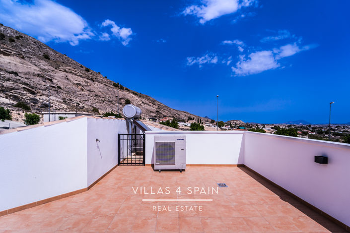 Image No.56-3 Bed Villa for sale