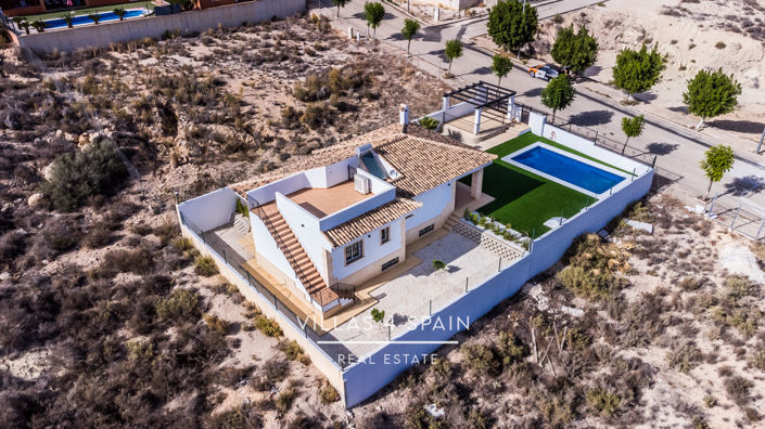 Image No.60-3 Bed Villa for sale