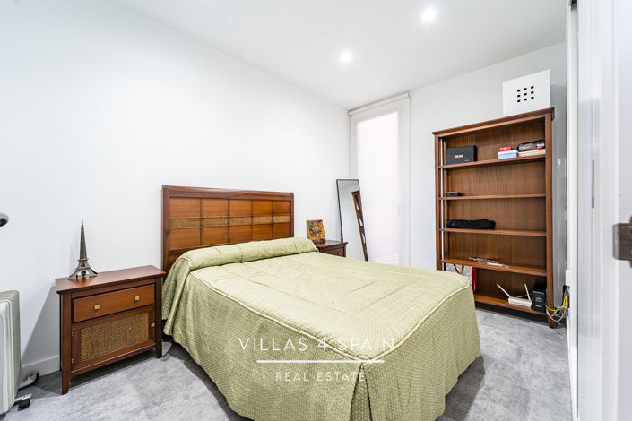 Image No.27-3 Bed Villa for sale