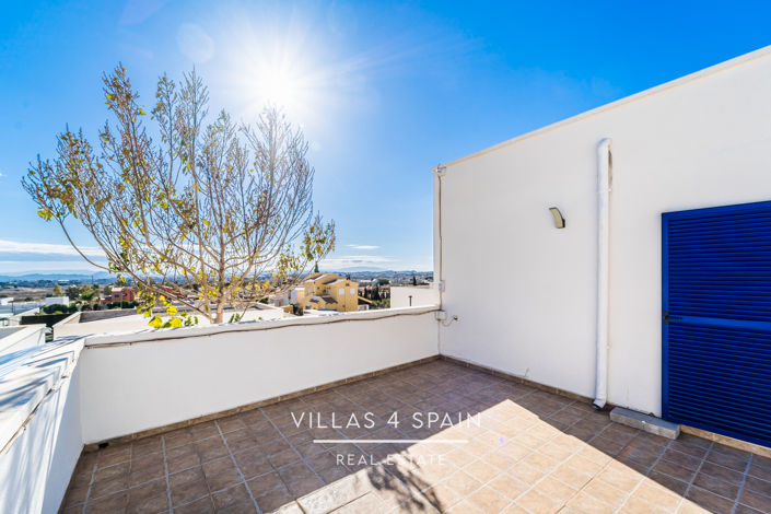 Image No.34-3 Bed Villa for sale