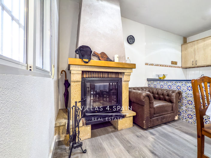 Image No.17-2 Bed Villa for sale