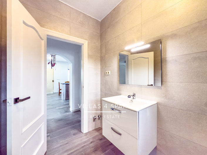 Image No.24-2 Bed Villa for sale