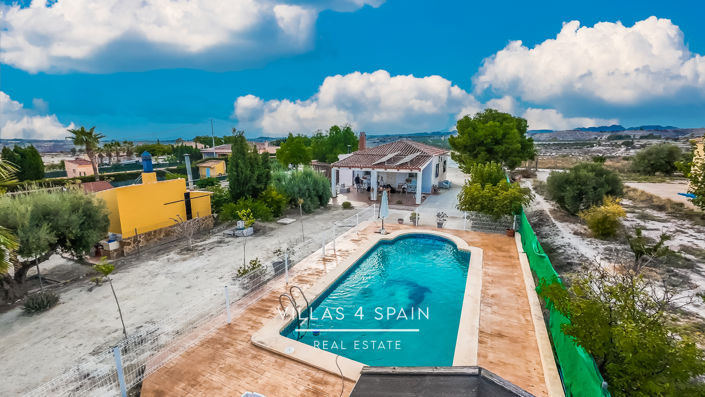 Image No.29-2 Bed Villa for sale