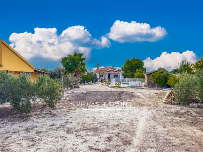 Image No.33-2 Bed Villa for sale