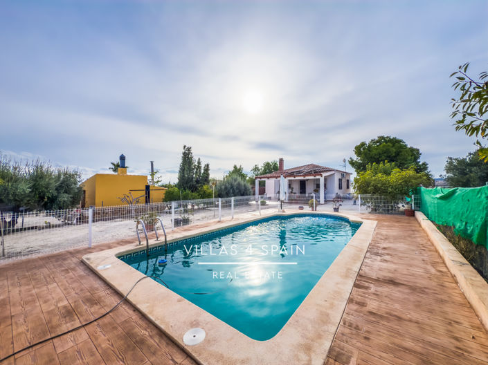 Image No.35-2 Bed Villa for sale