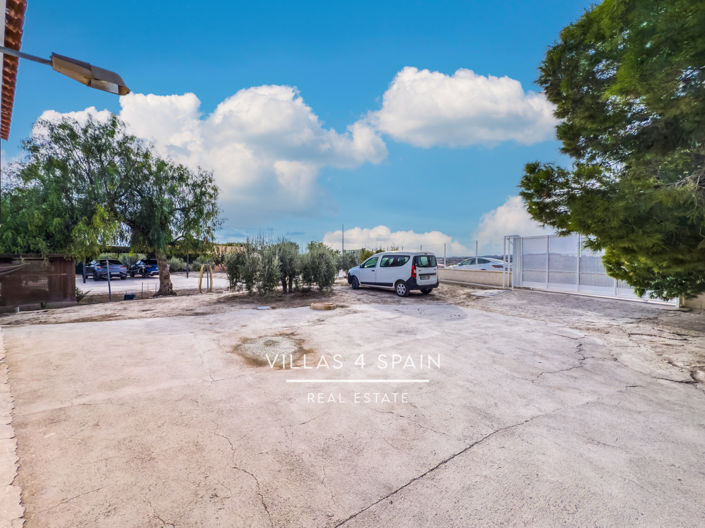 Image No.38-2 Bed Villa for sale