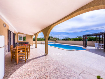 4342249fortunabaos26road-04