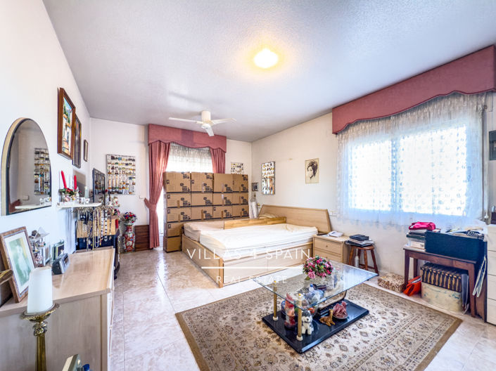 Image No.21-4 Bed Villa for sale