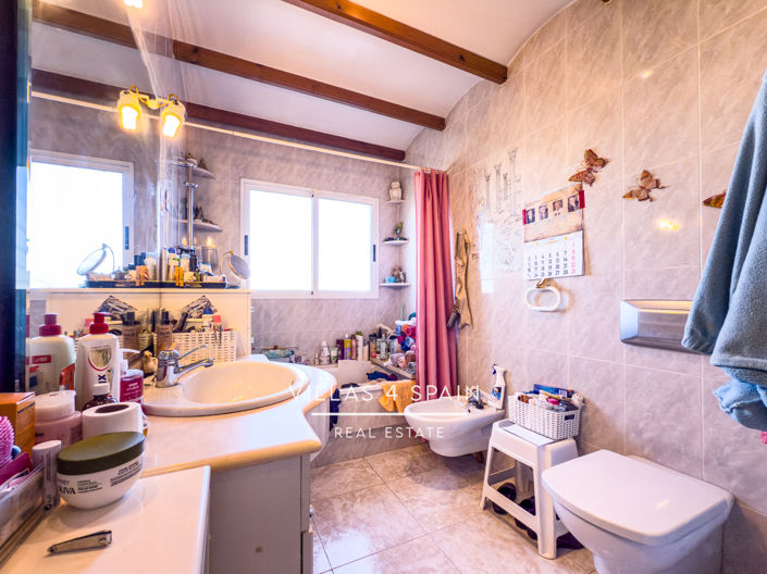 Image No.29-4 Bed Villa for sale