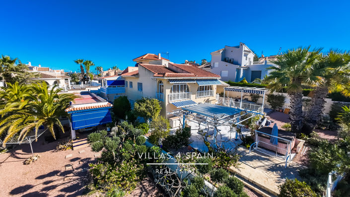 Image No.4-4 Bed Villa for sale