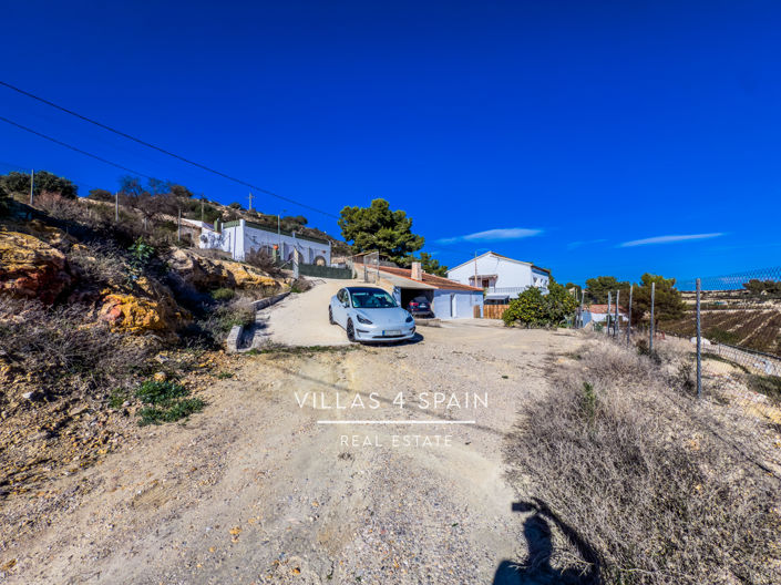 Image No.11-6 Bed Villa for sale