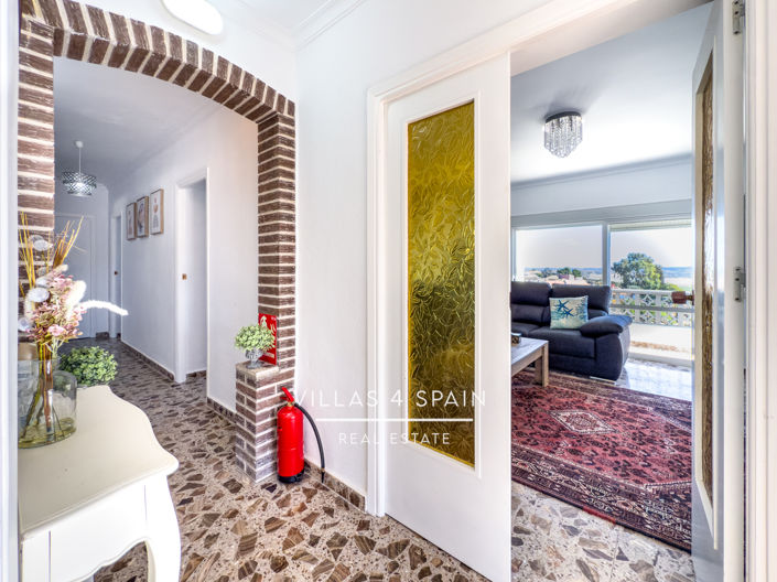 Image No.19-6 Bed Villa for sale