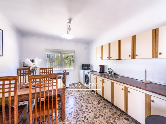 Image No.25-6 Bed Villa for sale