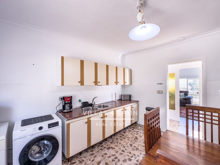 Image No.27-6 Bed Villa for sale