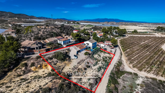 Image No.4-6 Bed Villa for sale