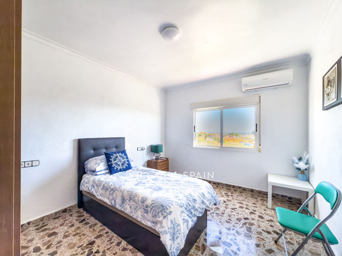 Image No.34-6 Bed Villa for sale