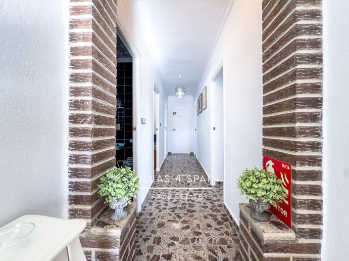 Image No.39-6 Bed Villa for sale