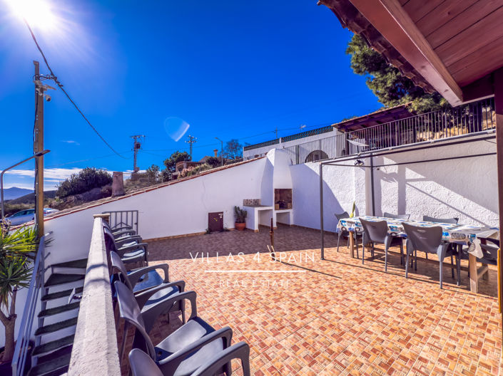 Image No.40-6 Bed Villa for sale