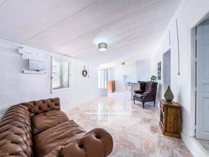 Image No.47-6 Bed Villa for sale