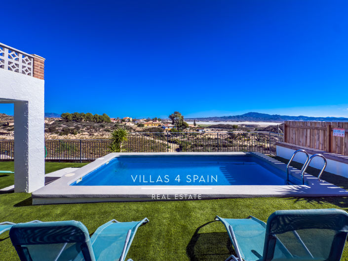 Image No.57-6 Bed Villa for sale