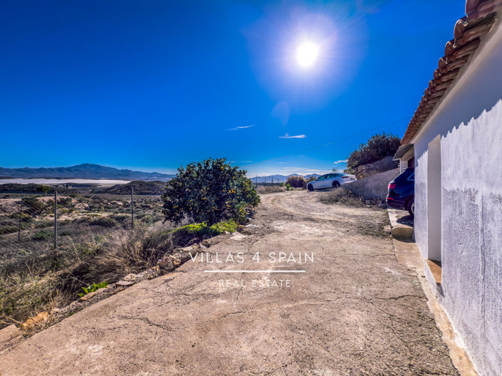 Image No.68-6 Bed Villa for sale