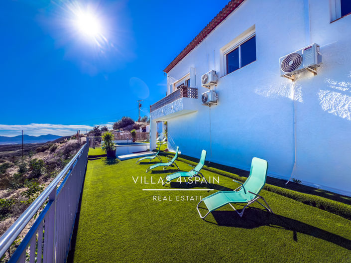 Image No.10-6 Bed Villa for sale