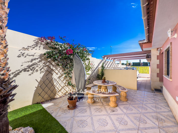 Image No.13-3 Bed Villa for sale