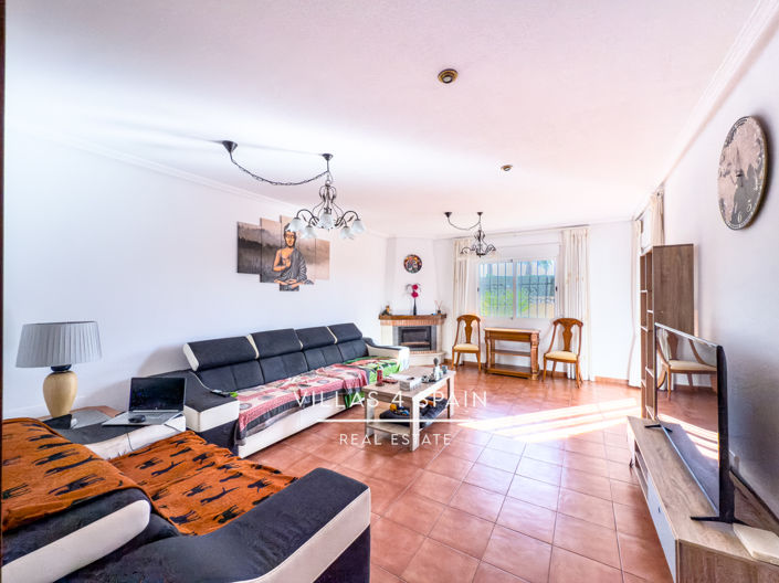 Image No.18-3 Bed Villa for sale