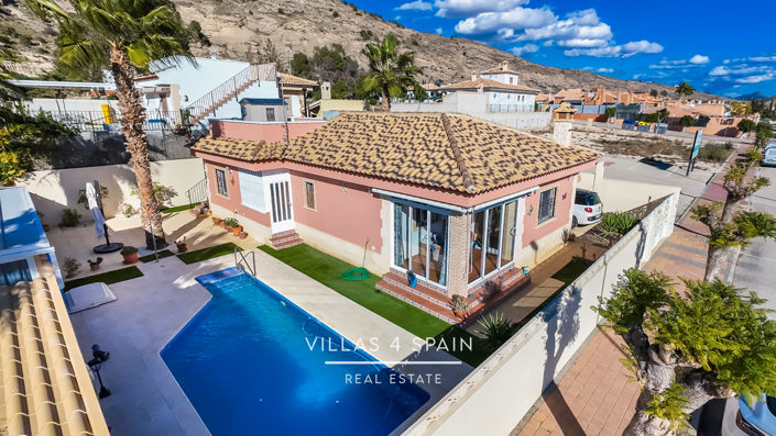 Image No.4-3 Bed Villa for sale