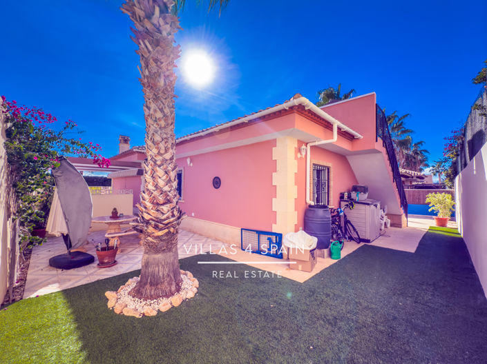 Image No.40-3 Bed Villa for sale