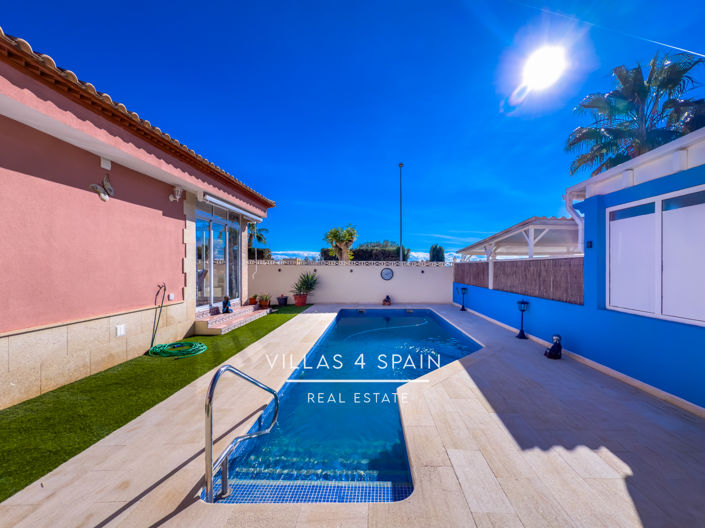 Image No.48-3 Bed Villa for sale