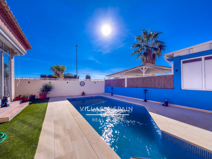 Image No.6-3 Bed Villa for sale