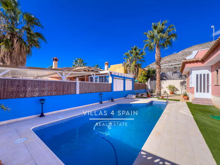 Image No.54-3 Bed Villa for sale