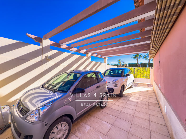 Image No.10-3 Bed Villa for sale