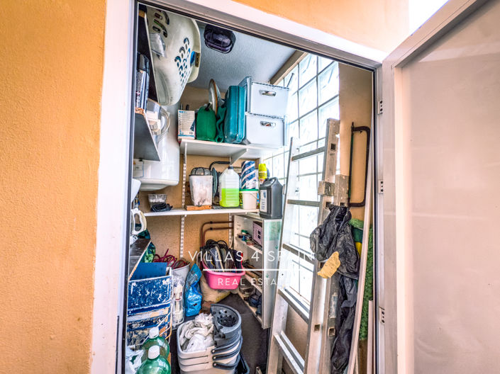 Image No.21-2 Bed Townhouse for sale