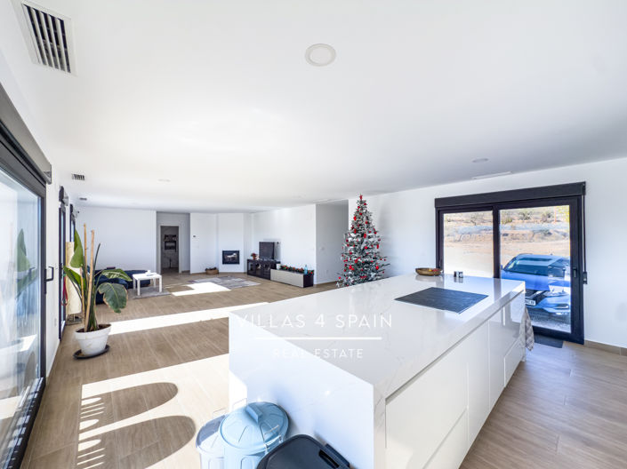 Image No.13-4 Bed Villa for sale