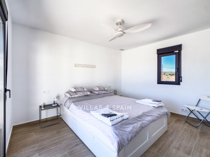 Image No.22-4 Bed Villa for sale