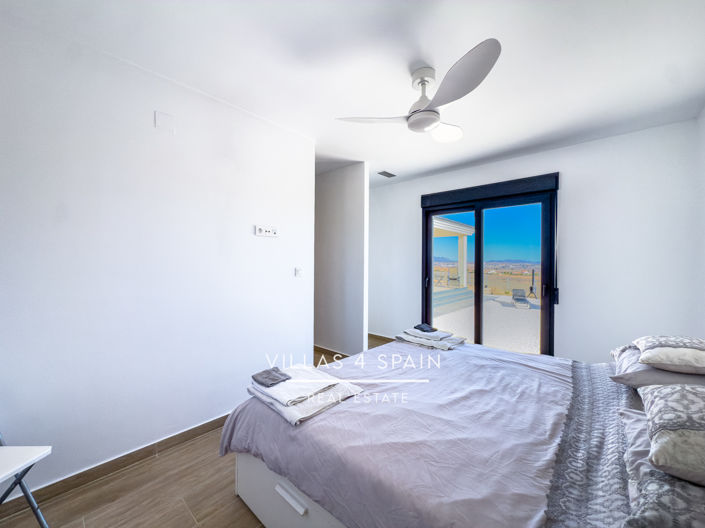 Image No.23-4 Bed Villa for sale