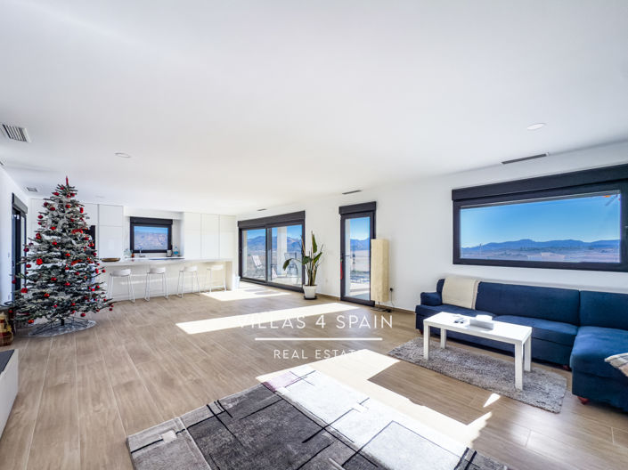 Image No.5-4 Bed Villa for sale