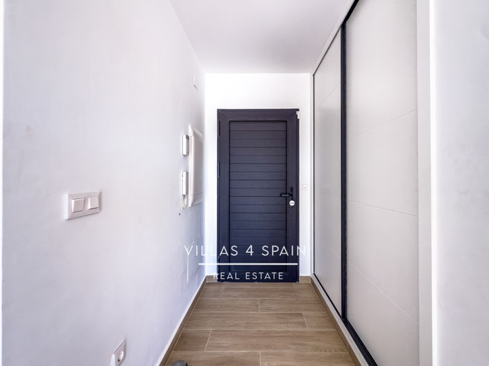 Image No.42-4 Bed Villa for sale