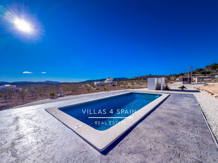 Image No.49-4 Bed Villa for sale