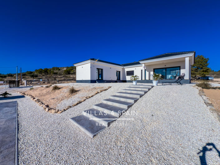 Image No.52-4 Bed Villa for sale