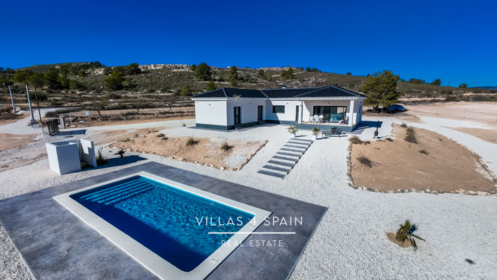 Image No.56-4 Bed Villa for sale