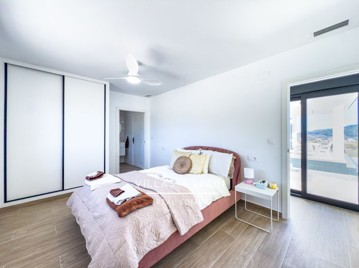 Image No.37-Villa de 4 chambres à vendre à Pinoso