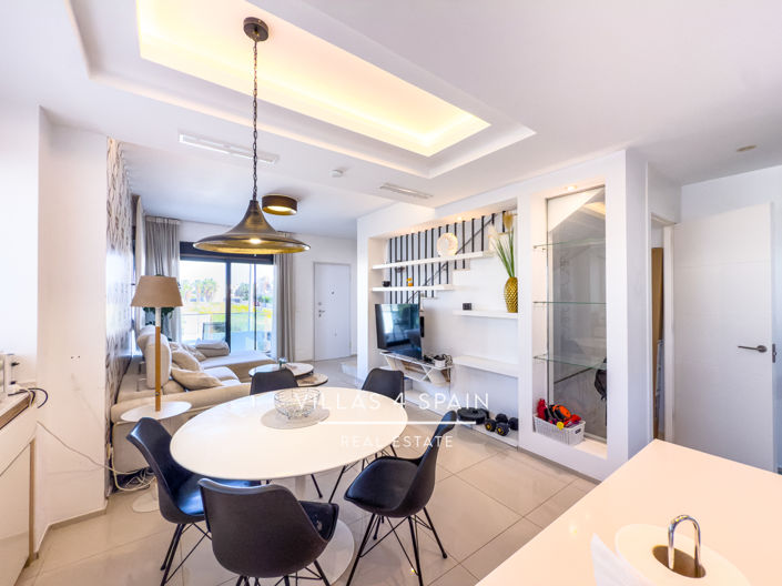 Image No.16-3 Bed Property for sale